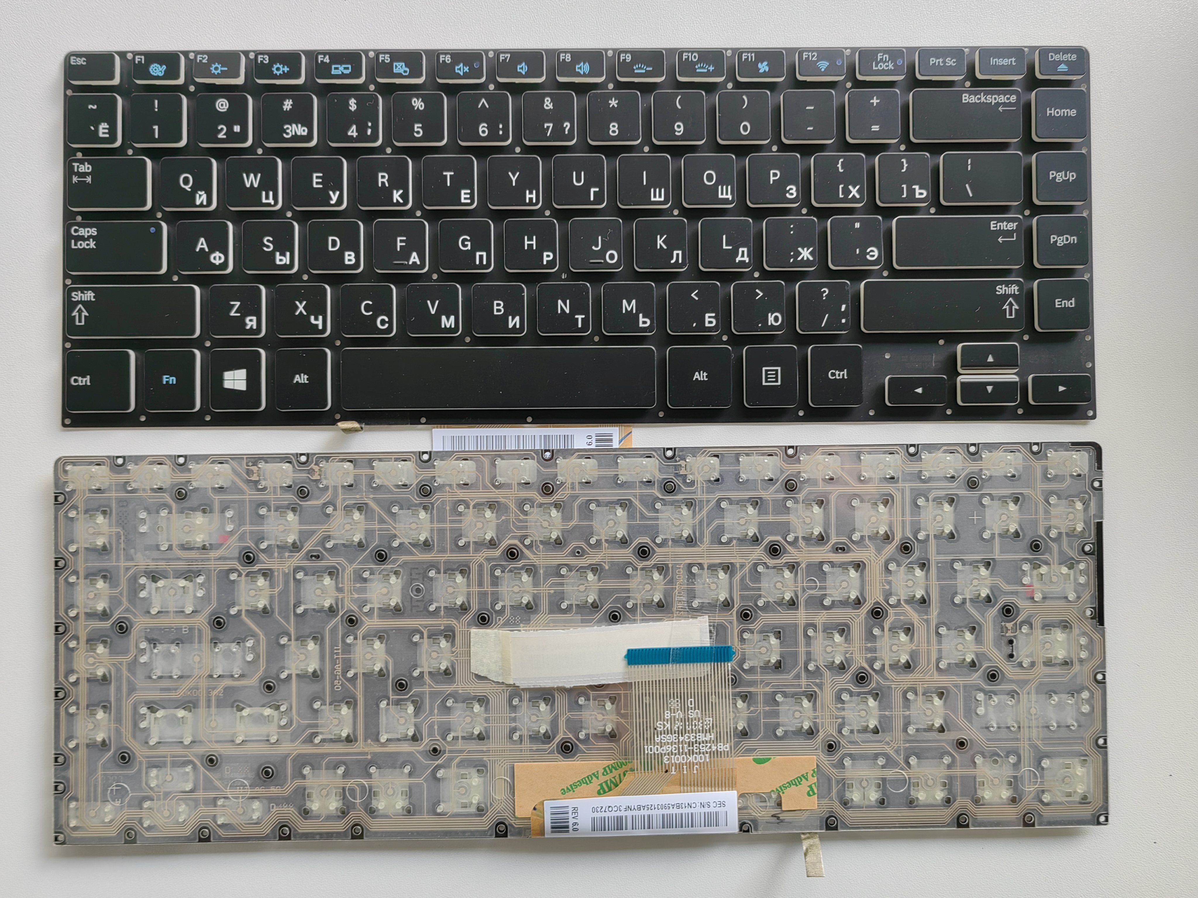 Picture of New Replacement Laptop Keyboard For SAMSUNG NP700Z4A BLACK White Side RU Layout